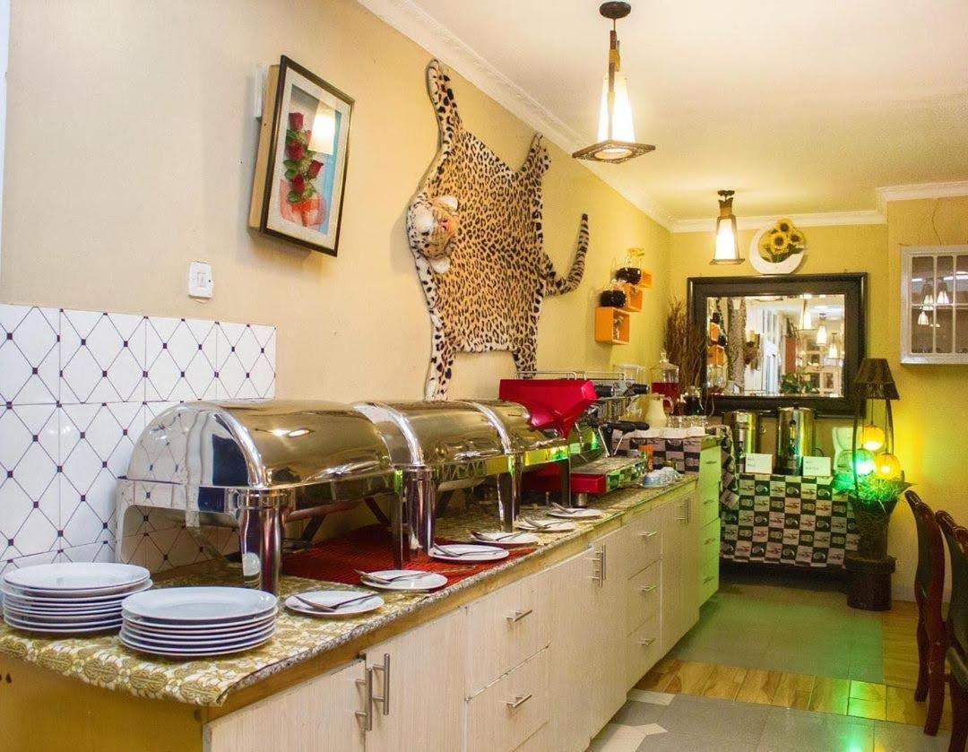 Hotel Kingdom Mwanza Eksteriør billede