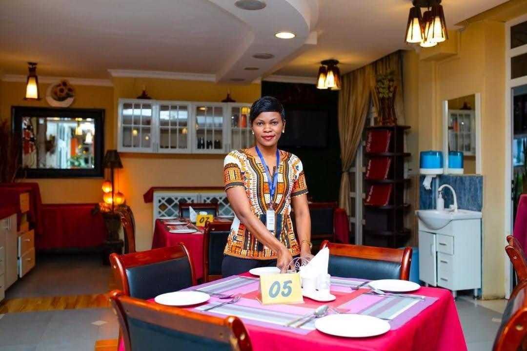 Hotel Kingdom Mwanza Eksteriør billede